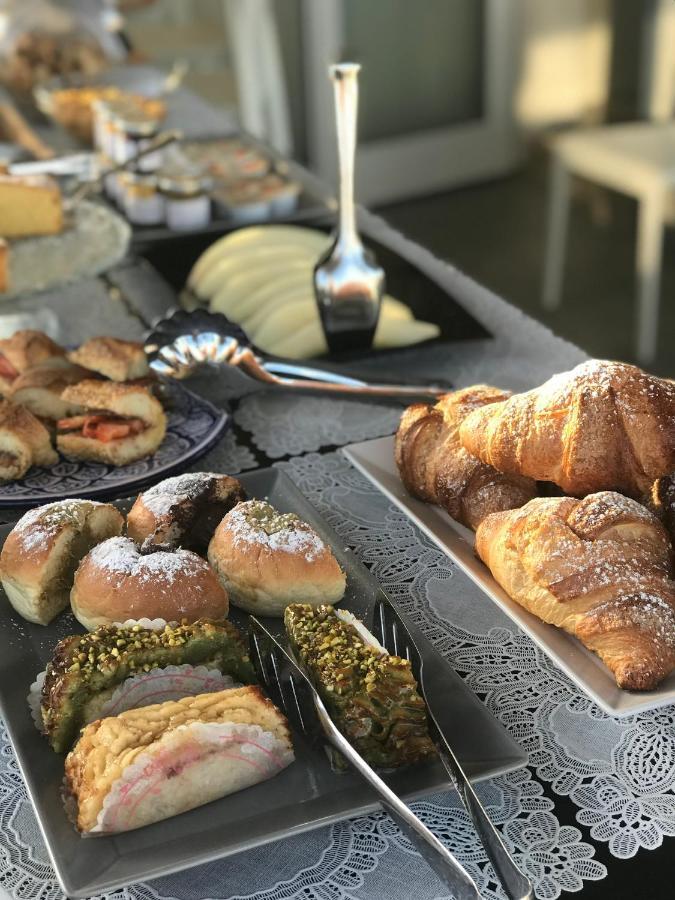 Imera B&B Фавиняна Екстериор снимка