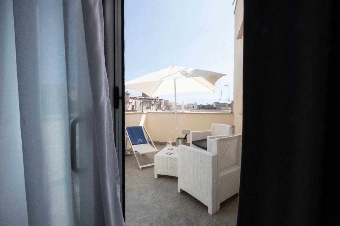 Imera B&B Фавиняна Екстериор снимка